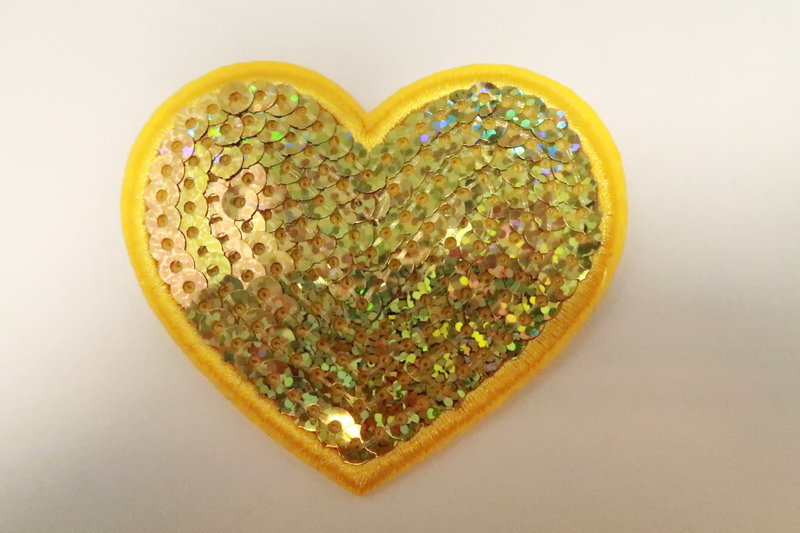 Embleem badges, strijk paillette, hart, goudgeel