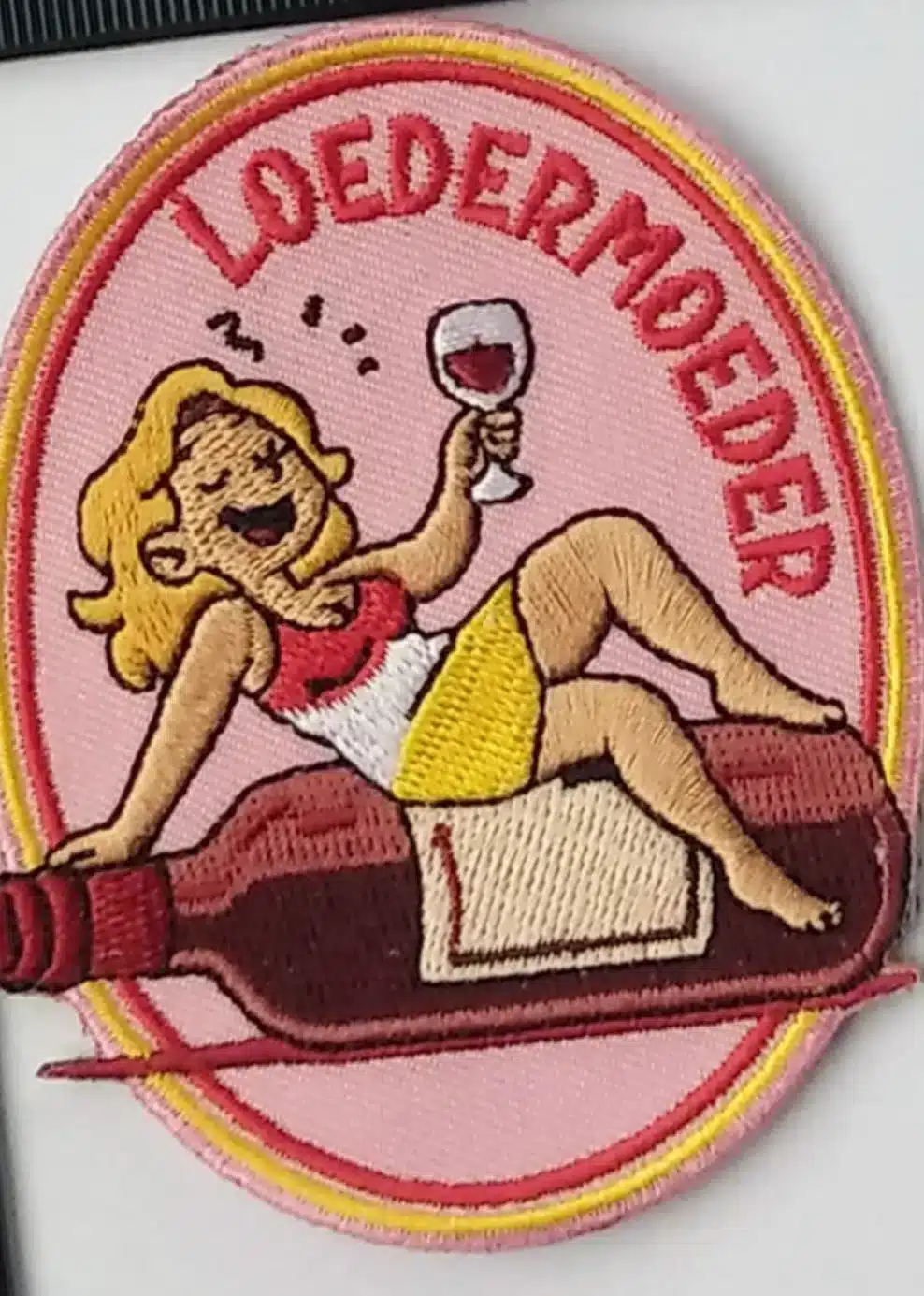 Loedermoeder-embleemLoedermoeder-embleem
